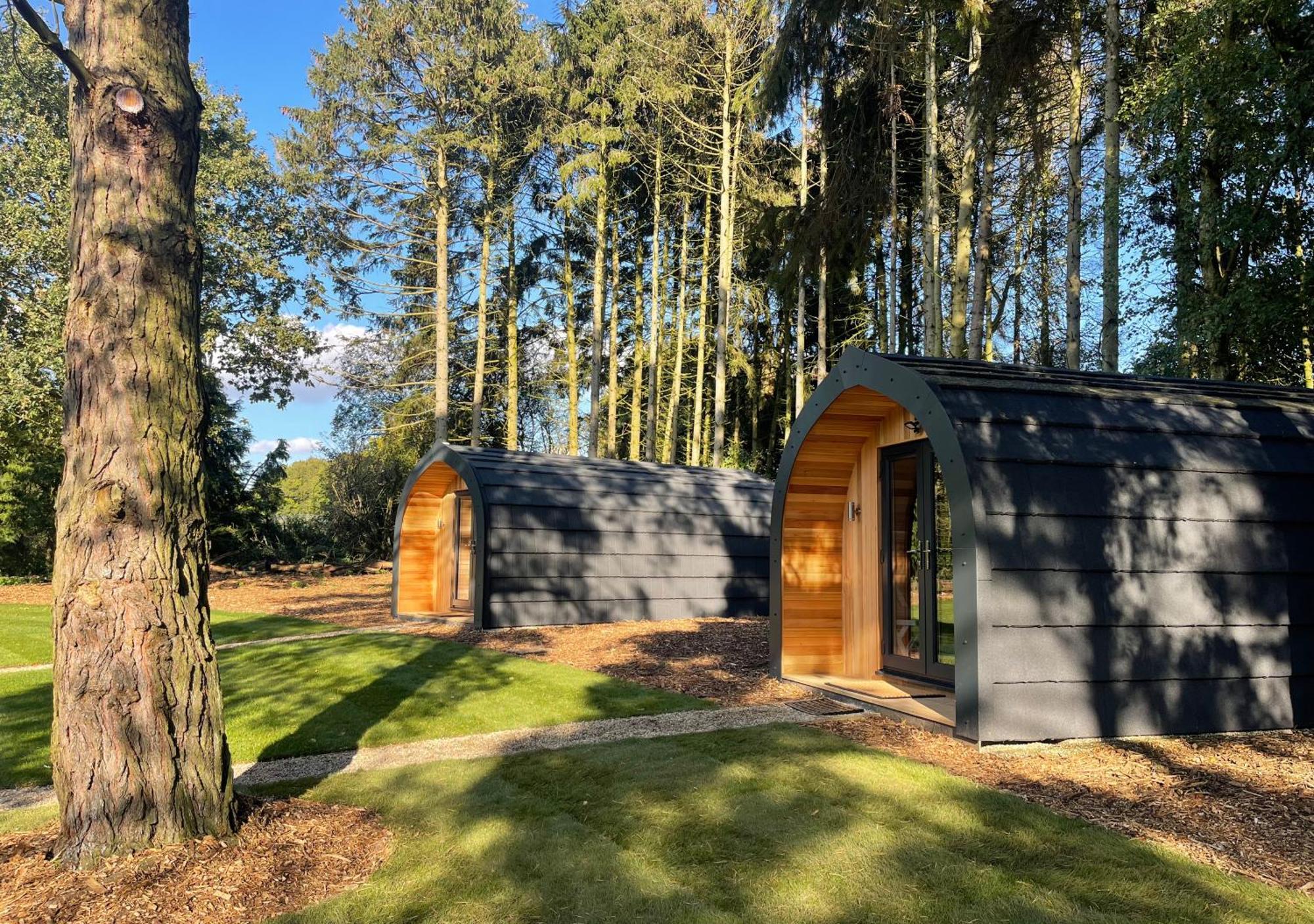 Great Hallingbury Lodges Экстерьер фото